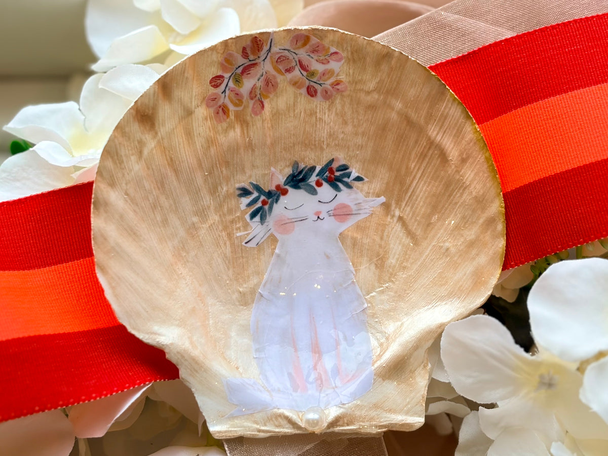 Golden Autumn Kitten Shell Trinket Dish