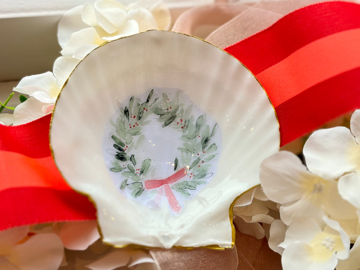 Christmas Wreath Shell Trinket Dish